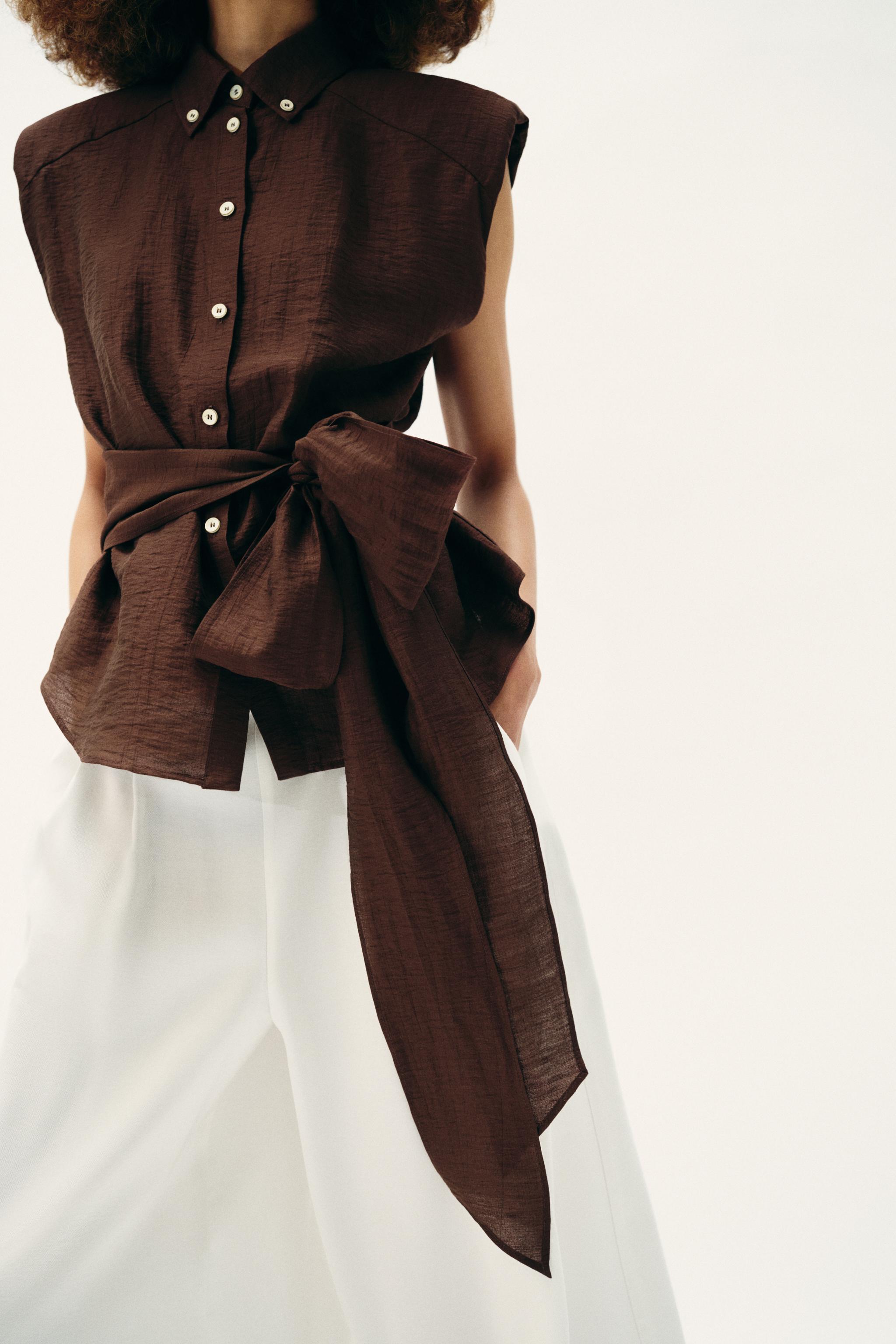 LINEN BELTED SHOULDER PAD TOP
